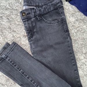 Super cute black/gray degree jeans